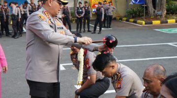 Kapolres Metro Jakarta Utara Pimpin Kenaikan Pangkat 78 Personel Jelang Hari Bhayangkara ke-80