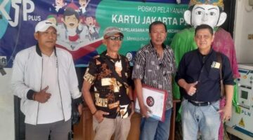 Forbes dan Ahli Waris Sa’anah Serahkan Surat Balasan SP2 ke Kecamatan Cengkareng, Minta Mediasi Ganti Rugi Lahan Dibuka Kembali