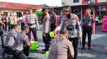 Kapolres Tebingtinggi Pimpin Upacara Kenaikan Pangkat 35 Personel Polri
