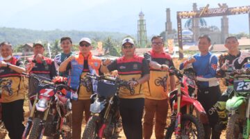Gaungkan Sportivitas di Hari Bhayangkara ke-80, Kapolres Aceh Tenggara Resmi Buka Kejuaraan Grasstrack 2026