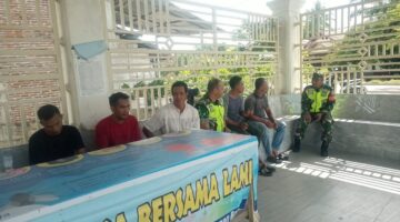 Babinsa jalin komsos dengan warga binaan