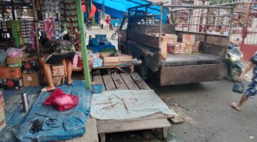 Pedagang di Pekan di Idanögawo Masuk Dibahu Jalan, Pengguna Jalan Soroti Tugas Satpol – PP