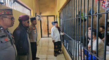 Sentuhan Rohani di Balik Jeruji, Kapolres Aceh Tenggara Hadirkan Ustaz Bina Warga Tahanan: “Setiap Orang Punya Kesempatan Berubah”