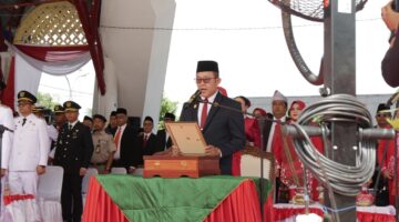 Walikota Tanjungbalai Irup Upacara Peringatan HUT Ke-81 Kemerdekaan RI Di Lapangan Sultan Abdul Jalil Rahmadsyah