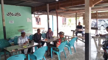 BABINSA KORAMIL 05 DM SERTU ARMIZAR GELAR KOMUNIKASI SOSIAL, BAHAS DAN MENCEGAH KENAKALAN REMAJA DI DESA ALUE BILIE