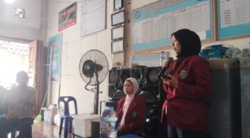 Babinsa Hadiri Lepas Pisah Mahasiswa/Mahasiswi KKN UISU Di Desa Binaan 