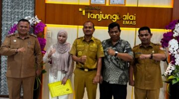 Bertemu Siti Rafiqah Zahirah Panjaitan Perwakilan Indonesia Ikuti Deutschcamp 2026 di Vietnam, Walikota Mahyaruddin Salim,SE, MAP Beri Motivasi dan Apresiasi Prestasi Yang Diraih