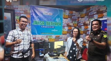 Kejari Karo Kembali Gelar ” Jaksa Menyapa ” di RBK FM, Edukasi Hukum Perlindungan Anak dan Ancaman Sanksi Kekerasan 