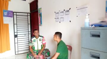 Babinsa Posramil Beutong Ateuh Banggalang Komsos Bersama Kepala Dusun