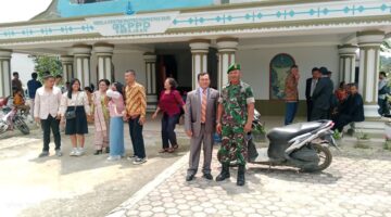 Babinsa Hadir di Hari Minggu, Wujud Kepedulian TNI terhadap Kenyamanan Beribadah